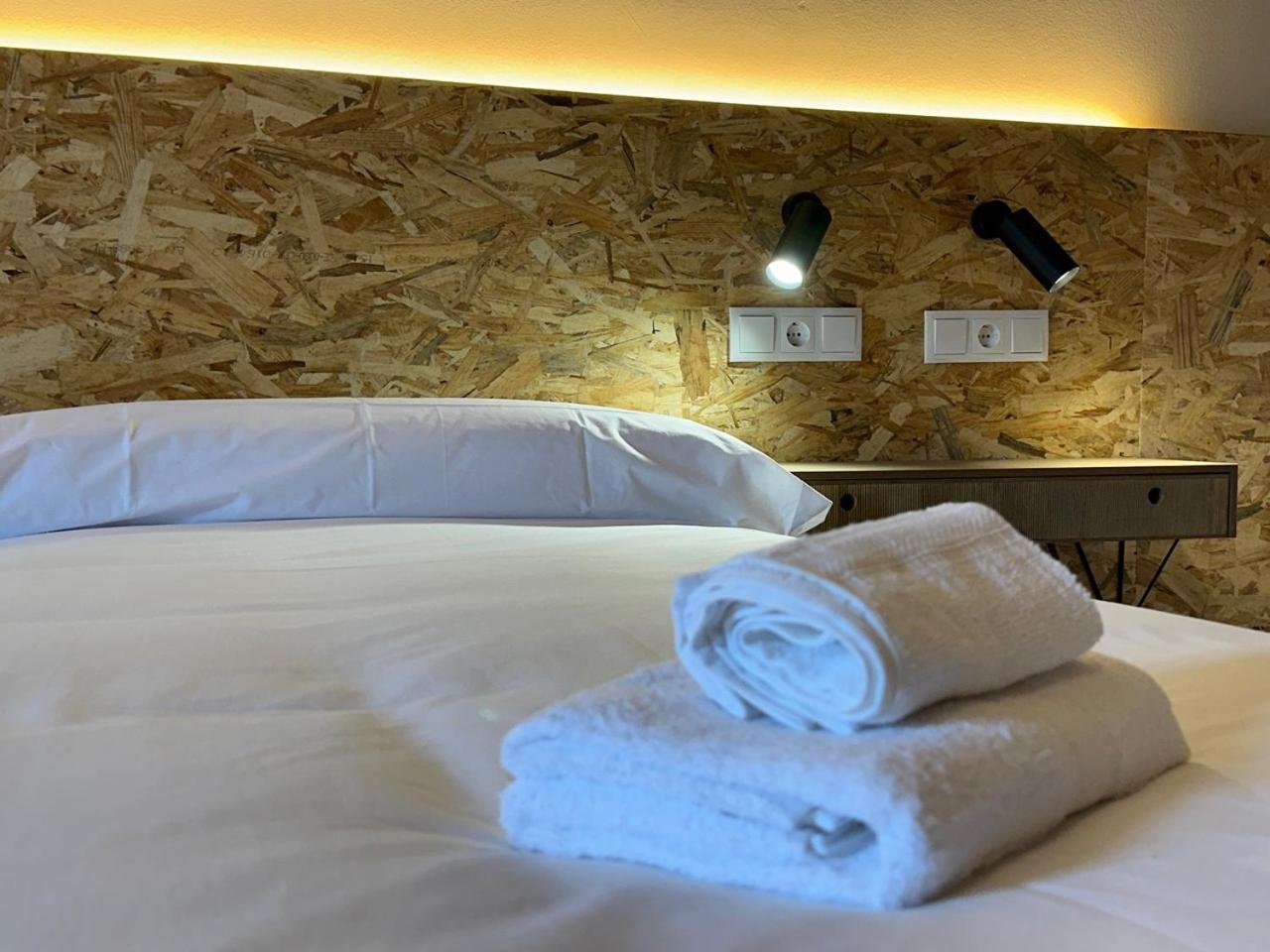 Hotel Y Albergue Real Fabrica De إيزكاراي المظهر الخارجي الصورة